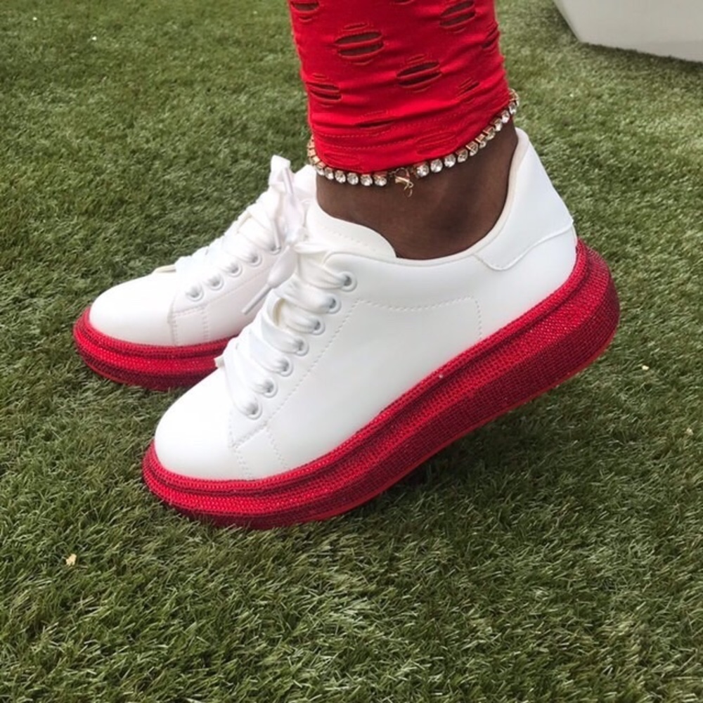 Women fashion sneaker